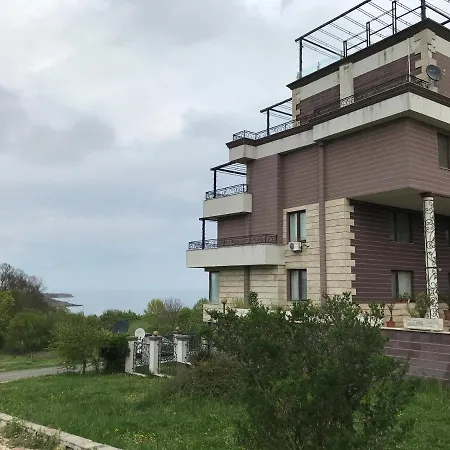 велека бийч Apartamento *