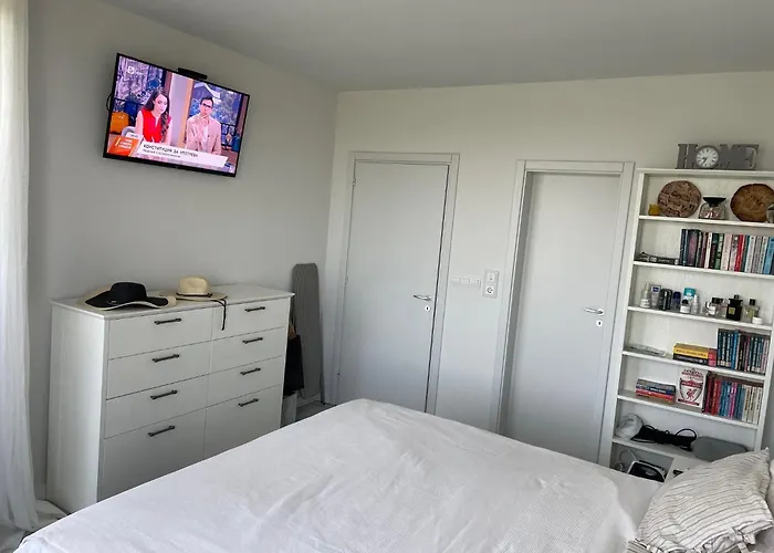 велека бийч * Szinemorec