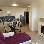 велека бийч Apartment Sinemoretz