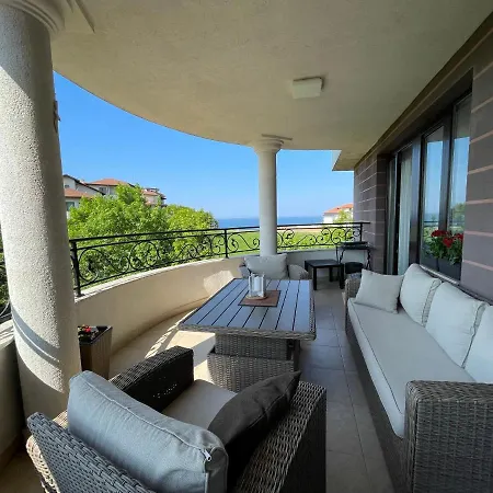 велека бийч Apartment