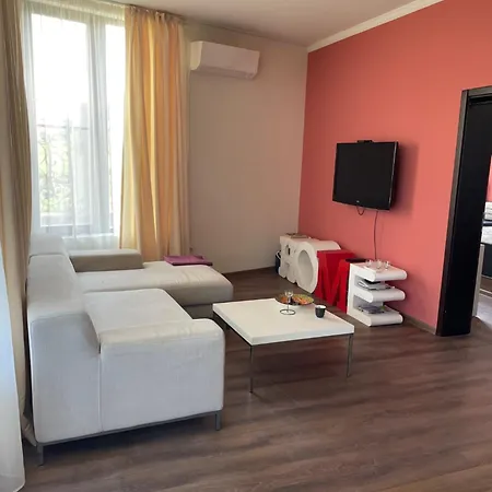 велека бийч Apartment *