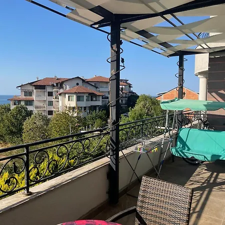 велека бийч Apartman *